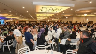 Sincan Belediye Başkanı Ercan çalışanlarla iftarda buluştu