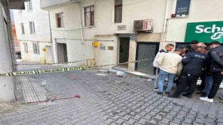 Sinopta çatıdan düşen vatandaş hayatını kaybetti
