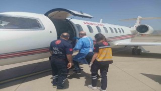 Şırnakta rahatsızlanan 20 günlük bebek ambulans uçakla Ankaraya sevk edildi