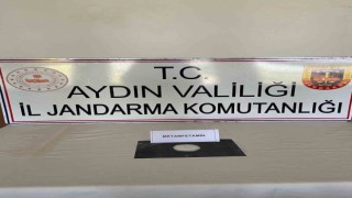 Şüpheli şahısların üzerinden uyuşturucu çıktı