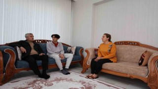 Tahmazoğlu evlere misafir oluyor