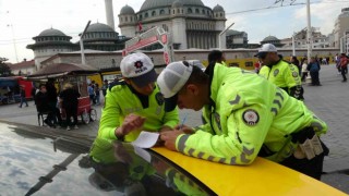 Taksimde ticari taksi denetimi: 39 bin 155 lira ceza kesildi
