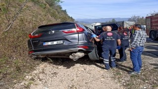 Tokatta çekici ile otomobil çarpıştı: 1 yaralı