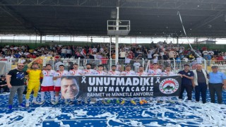 Toprakkalespor  Osmaniyegücü takımını 3-2 ile geçti
