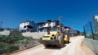 Toroslarda yollar bakımdan geçiriliyor