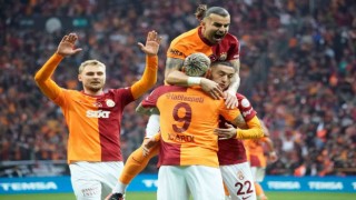 Trendyol Süper Lig: Galatasaray: 2 - Pendikspor: 0 (İlk yarı)