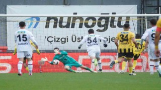 Trendyol Süper Lig: İstanbulspor: 1 - Fatih Karagümrük: 2 (Maç sonucu)