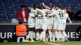 Trendyol Süper Lig: RAMS Başahkşehir: 0 - Beşiktaş: 1 (İlk yarı)
