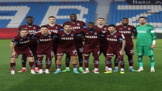 Trendyol Süper Lig: Trabzonspor: 0 - Gaziantep FK: 2 (İlk yarı)