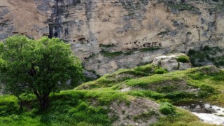 Tuncelide Urartu mağaralarının bilinmeyenlerini halk hafızası yaşatıyor