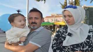 Umut bebek için balonlar gökyüzüne bırakıldı