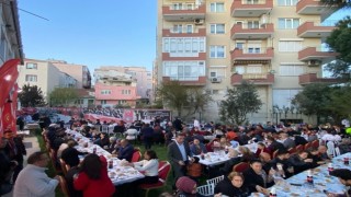 Vali İlhami Aktaş, Şehit aileleri ve Gaziler için verilen iftar programına katıldı