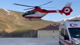 Vanda ambulans helikopter solunum sıkıntısı olan hasta için havalandı