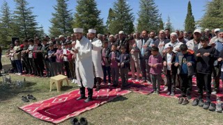 Yağmur duasına çıkıp 4 bin kişilik hayır yaptılar