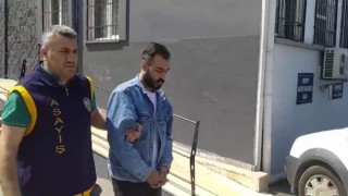 Yardımsever hırsız kamerada