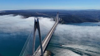 Yavuz Sultan Selim Köprüsü ve çevresinde etkili olan sis havadan görüntülendi