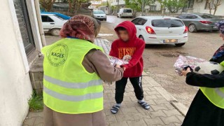 Yetim ve öksüz çocuklara bayram sevinci yaşatıldı