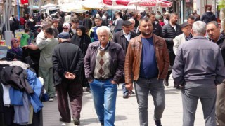 Yozgatta çarşı ve pazarda bayram yoğunluğu yaşanıyor