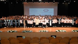 ZBEÜ Hemşirelik Bölümü öğrencileri üniformalarını giydi