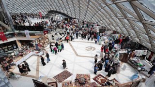 1185 kursiyerin binlerce el emeği göz nuru eseri görücüye çıkıyor