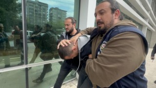 2 çocuk annesi kadını boğazını keserek öldüren şahıs adliyeye sevk edildi