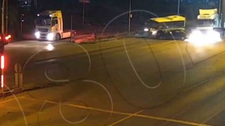 22 kişinin yaralandığı kaza güvenlik kamerasında