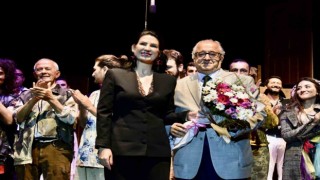 ‘5 Dakikada Ünlü ilk gösterimini Aliağada yaptı