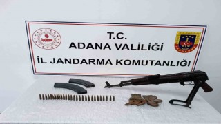 Adanada bir uzun namlulu tüfek ele geçirilirken 2 kişi de yakalandı