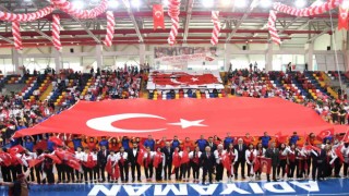 Adıyamanda 19 Mayıs coşkuyla kutlandı