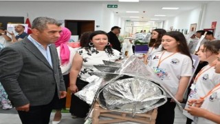 Adnan Menderes Ortaokulu öğrencileri hünerlerini sergiledi