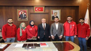 Ağrıda Bir Sınıf Bir Koli projesinde rekor bağışla 3500 yardım kolisi ihtiyaç sahiplerine umut oldu