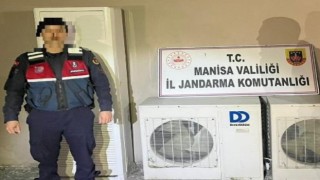 Akhisarda klima ve güneş paneli hırsızları yakalandı