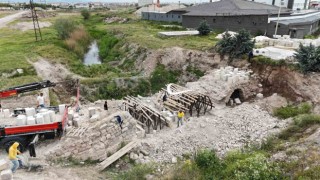 Aksaraydaki tarihi Osmanlı köprüsü restore ediliyor