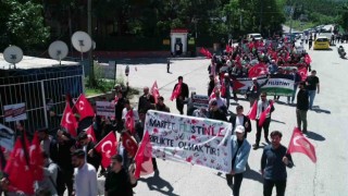 Amasyada üniversiteliler İsrailin Gazzeye yönelik saldırılarını protesto etti