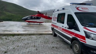 Apandisit tanısı konulan hasta için helikopter havalandı