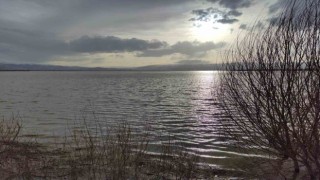 Ardahanda Kura Nehri taştı, sahilleri aratmayan görüntüler ortaya çıktı