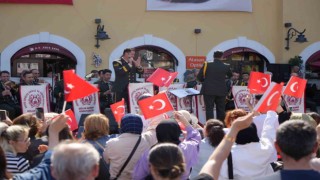 Askeri bandodan 19 Mayıs konseri