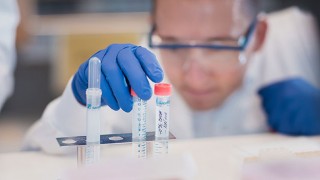 AstraZeneca Türkiye’nin klinik çalışmalara yaptığı yatırım 1 milyar TL’yi aştı!