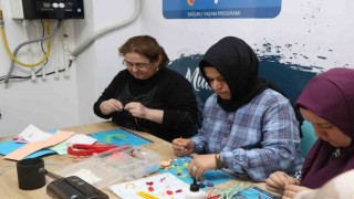 Atık malzemeler sanat eserine dönüşüyor