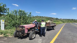 Aydında traktör sürücüleri bilgilendirdi