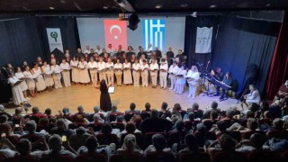 Aynı denizin şarkılarını seslendirdiler
