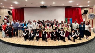Azerbaycanın bağımsızlığının 106. yıldönümü İzmirde kutlandı