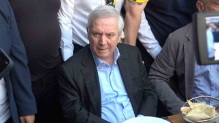 Aziz Yıldırım: Şampiyon olursak seçilme şansımız azalacak, yine de Fenerbahçe şampiyon olsun