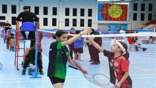 Badminton grup şampiyonası Denizlide başlıyor