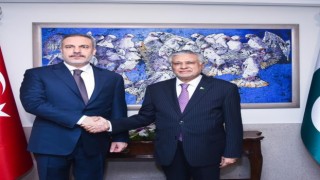 Bakan Fidan, Pakistan Dışişleri Bakanı Dar ile görüştü