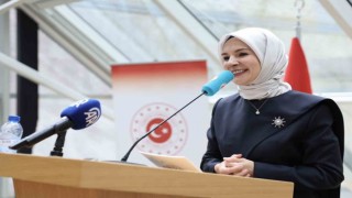 Bakan Göktaş: “Avrupaya Anadolunun hoşgörü iklimini taşıyan vatandaşlarımızın kendilerini yalnız hissetmemeleri için büyük bir gayret sarf ettik, ediyoruz”