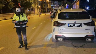 Bandırma trafik denetimlerinde hız kesmiyor