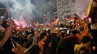 Bandırmada Galatasarayın kutlamaları başladı