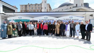 Başkan Bakkalcıoğlu, Engelliler Haftası nedeniyle düzenlenen hayır çarşısını ziyaret etti