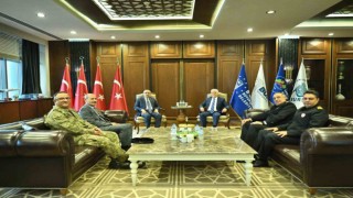 Başkan Bozbeye Bursa Valisi Demirtaştan ziyaret